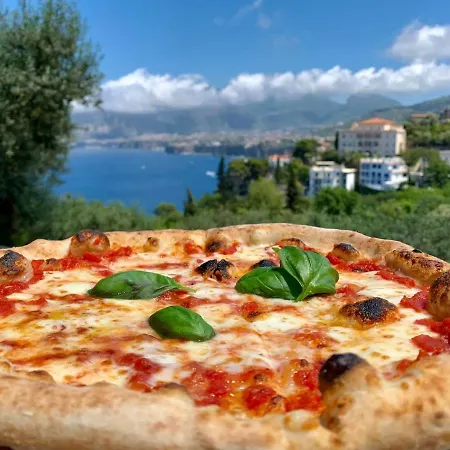 مكان تخييم Village Santa Fortunata - Campogaio