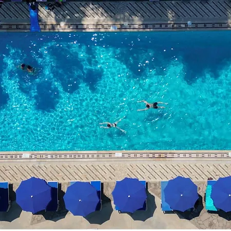 Village Santa Fortunata - Campogaio 4* Сорренто