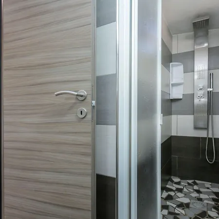 Village Santa Fortunata - Campogaio مكان تخييم سورينتو